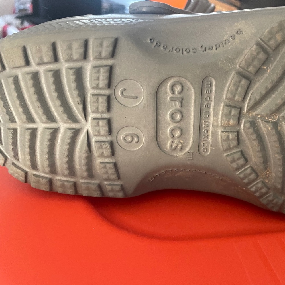 Gray crocks